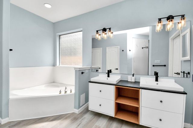 3310 Manor Tree Lane, Houston, TX 77068