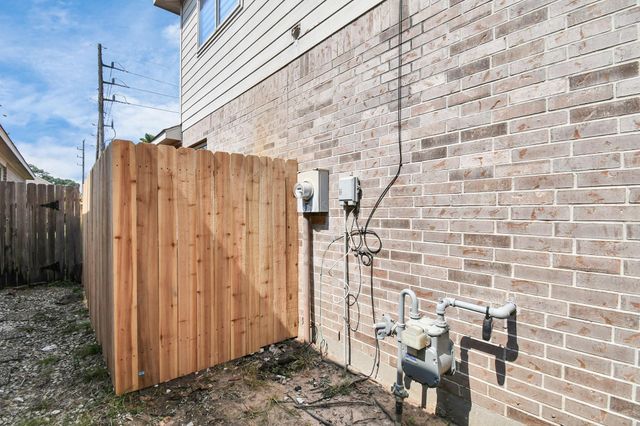 3310 Manor Tree Lane, Houston, TX 77068