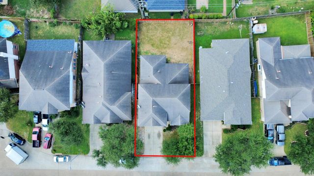 3310 Manor Tree Lane, Houston, TX 77068