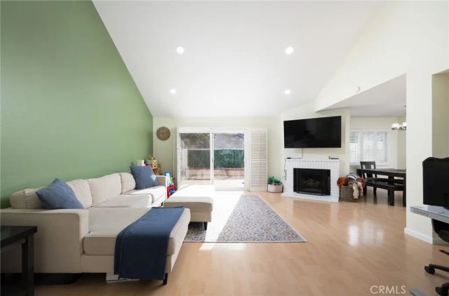 112 Eisenhower, Placentia, CA 92870