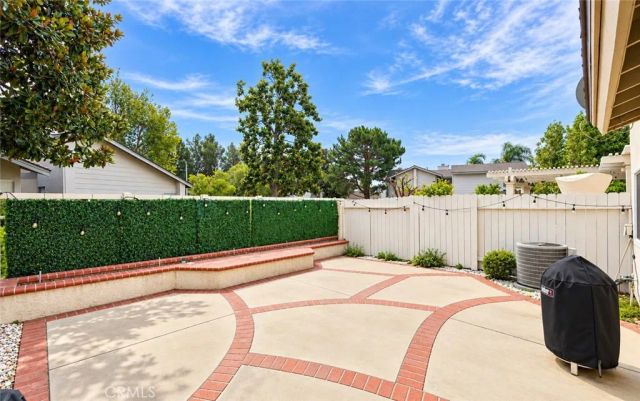 112 Eisenhower, Placentia, CA 92870