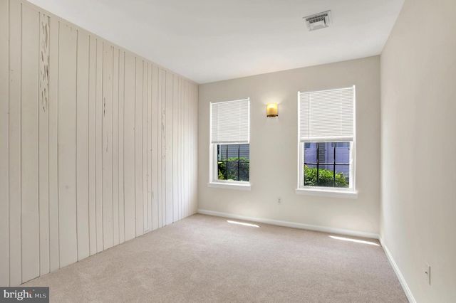 1807 WEXFORD RD, Palmyra, PA 17078