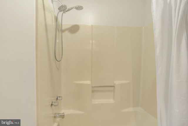 1807 WEXFORD RD, Palmyra, PA 17078