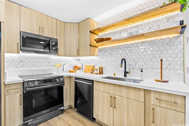 1717 Ala Wai Boulevard 607, Honolulu, HI 96815