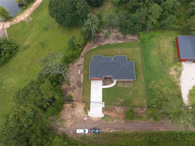 15215 Butterfly Lane, Plantersville, TX 77363