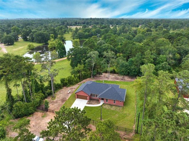 15215 Butterfly Lane, Plantersville, TX 77363