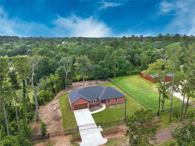 15215 Butterfly Lane, Plantersville, TX 77363