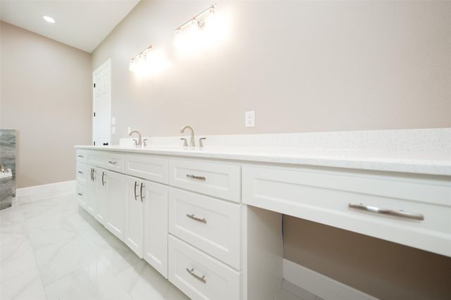 15215 Butterfly Lane, Plantersville, TX 77363