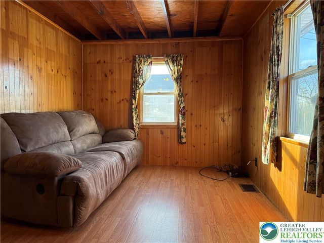 702 West Locker Street, Nazareth Boro, PA 18064