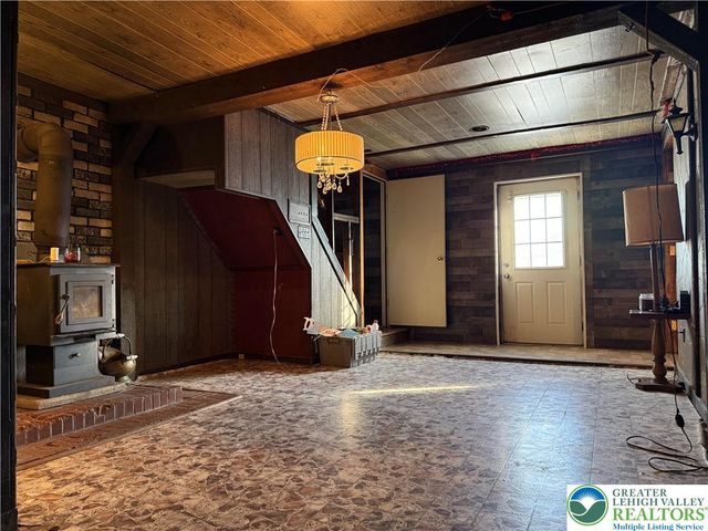 702 West Locker Street, Nazareth Boro, PA 18064