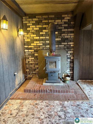 702 West Locker Street, Nazareth Boro, PA 18064