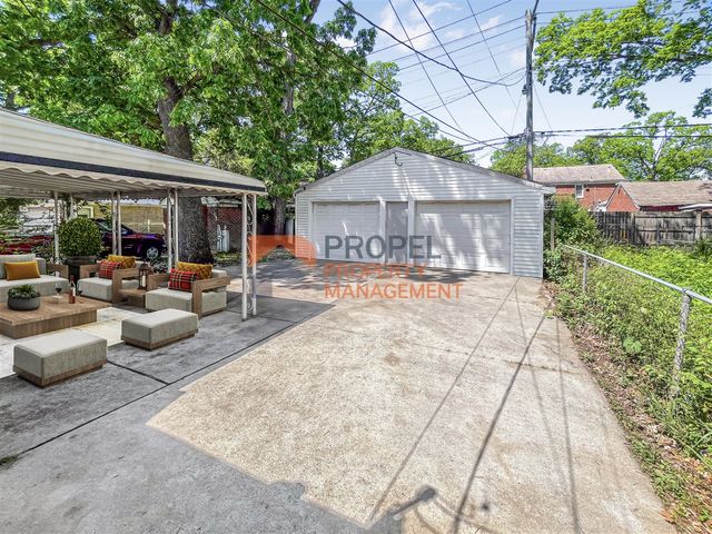18685 Mendota Street, Detroit, MI 48221