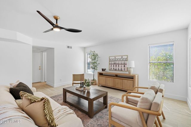 4344 E MEADOW Drive, Phoenix, AZ 85032