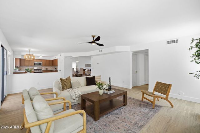 4344 E MEADOW Drive, Phoenix, AZ 85032