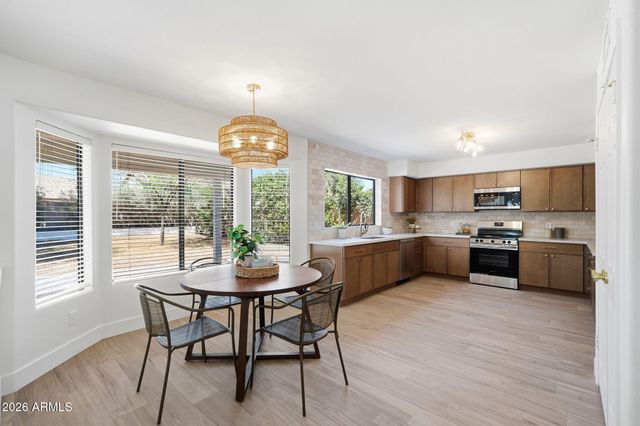 4344 E MEADOW Drive, Phoenix, AZ 85032