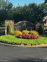 8112 Bayview Lane 32, Belmont, NC 28012