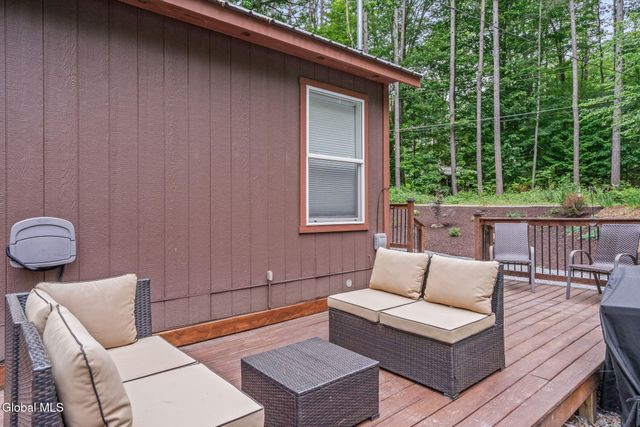 6063 Woodside Road, Galway, NY 12074