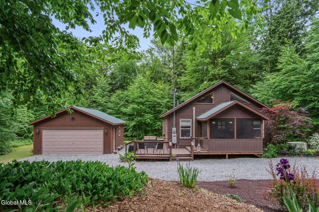 6063 Woodside Road, Galway, NY 12074