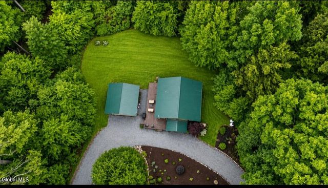 6063 Woodside Road, Galway, NY 12074
