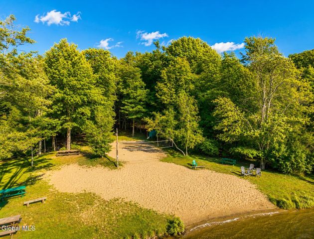 6063 Woodside Road, Galway, NY 12074