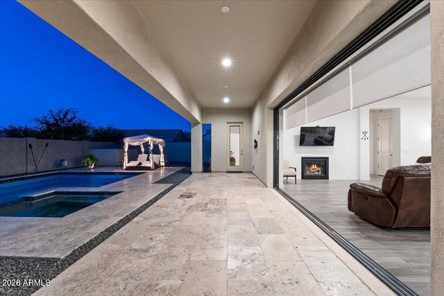 2538 E RAVENSWOOD Drive, Gilbert, AZ 85298