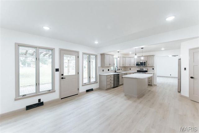 30 Sydney Court, Rolla, MO 65401