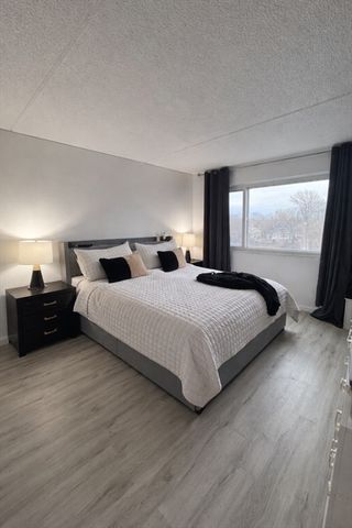 200 Cove Way 720, Quincy, MA 02169