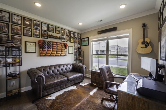 806 Chalkstone Ln, Mount Juliet, TN 37122