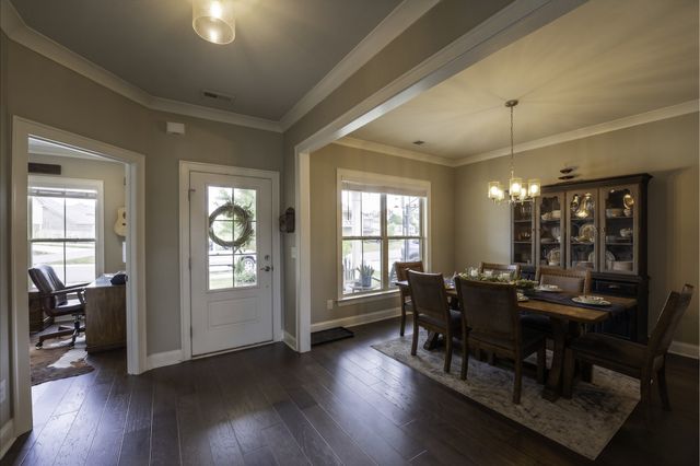 806 Chalkstone Ln, Mount Juliet, TN 37122