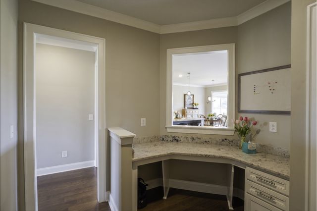806 Chalkstone Ln, Mount Juliet, TN 37122