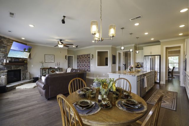 806 Chalkstone Ln, Mount Juliet, TN 37122