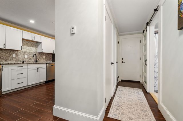 645 W Lowell Ave 4, Haverhill, MA 01832