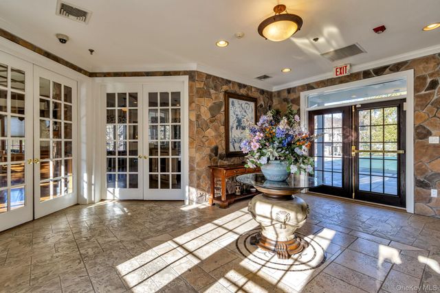 2 Bethpage Court, Cortlandt Manor, NY 10567