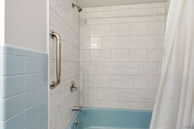 300 Greenwood Road, Dewitt, NY 13214