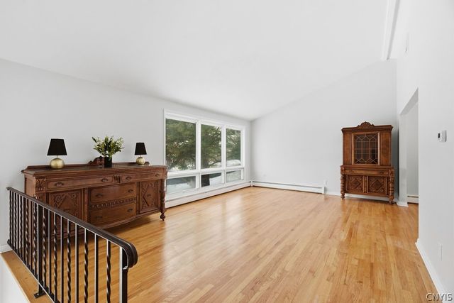 300 Greenwood Road, Dewitt, NY 13214