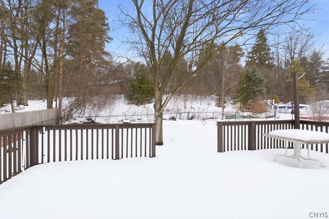 300 Greenwood Road, Dewitt, NY 13214