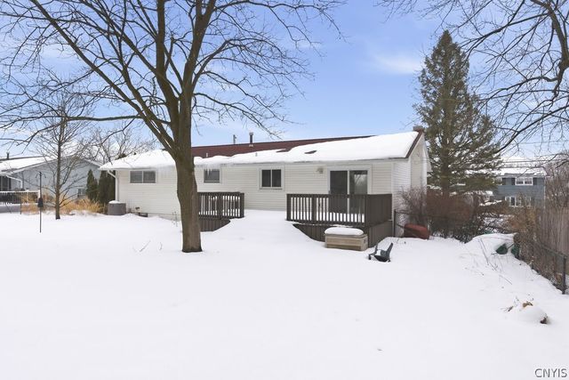 300 Greenwood Road, Dewitt, NY 13214