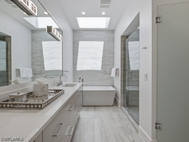 345 Banyan BLVD 3, Naples, FL 34102