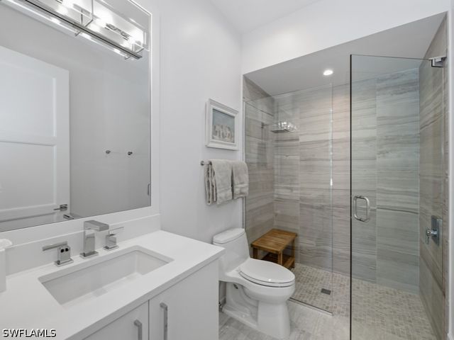 345 Banyan BLVD 3, Naples, FL 34102