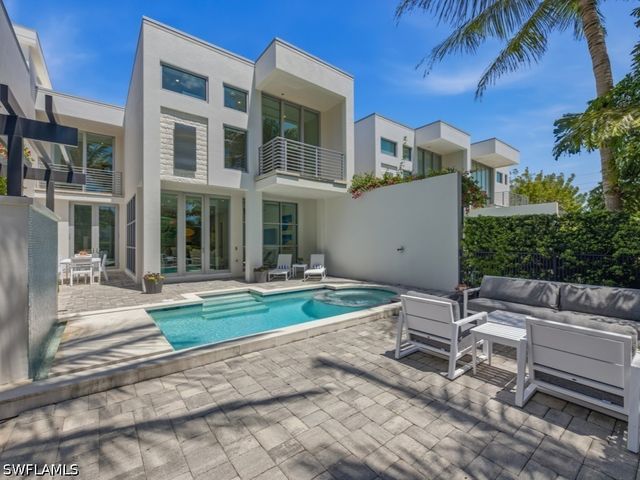 345 Banyan BLVD 3, Naples, FL 34102