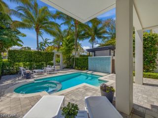 345 Banyan BLVD 3, Naples, FL 34102