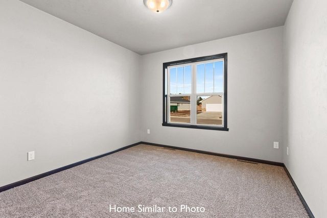 1691 BETTY JEAN LANE, Green Bay, WI 54313