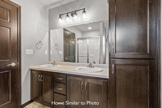 1691 BETTY JEAN LANE, Green Bay, WI 54313