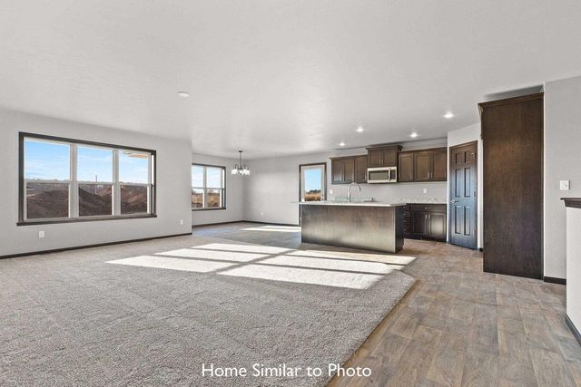 1691 BETTY JEAN LANE, Green Bay, WI 54313