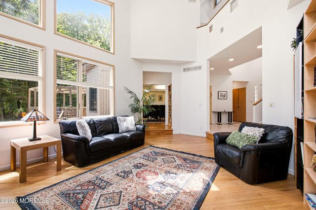 922 E Kennedy Boulevard, Lakewood, NJ 08701