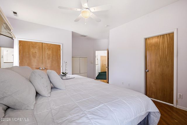 922 E Kennedy Boulevard, Lakewood, NJ 08701