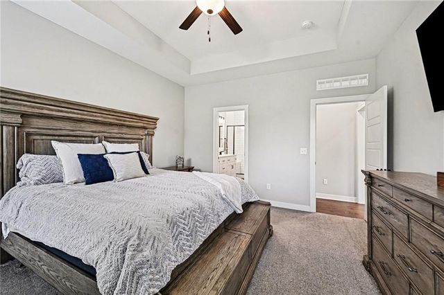 141 SE Griffin Street, Blue Springs, MO 64064