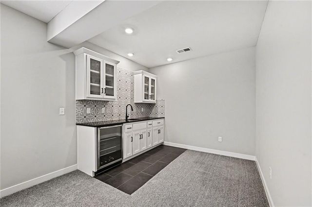 141 SE Griffin Street, Blue Springs, MO 64064