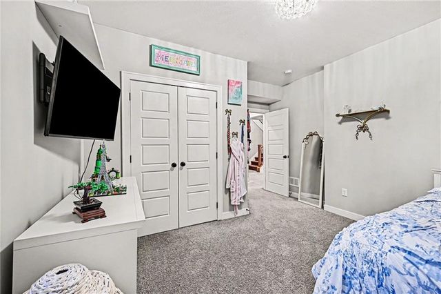 141 SE Griffin Street, Blue Springs, MO 64064
