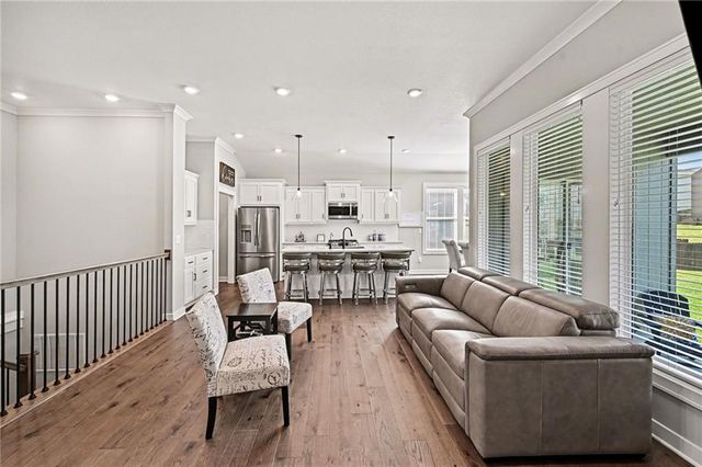 141 SE Griffin Street, Blue Springs, MO 64064